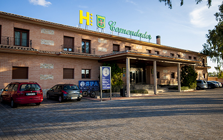 fachada del Hotel Comendador.